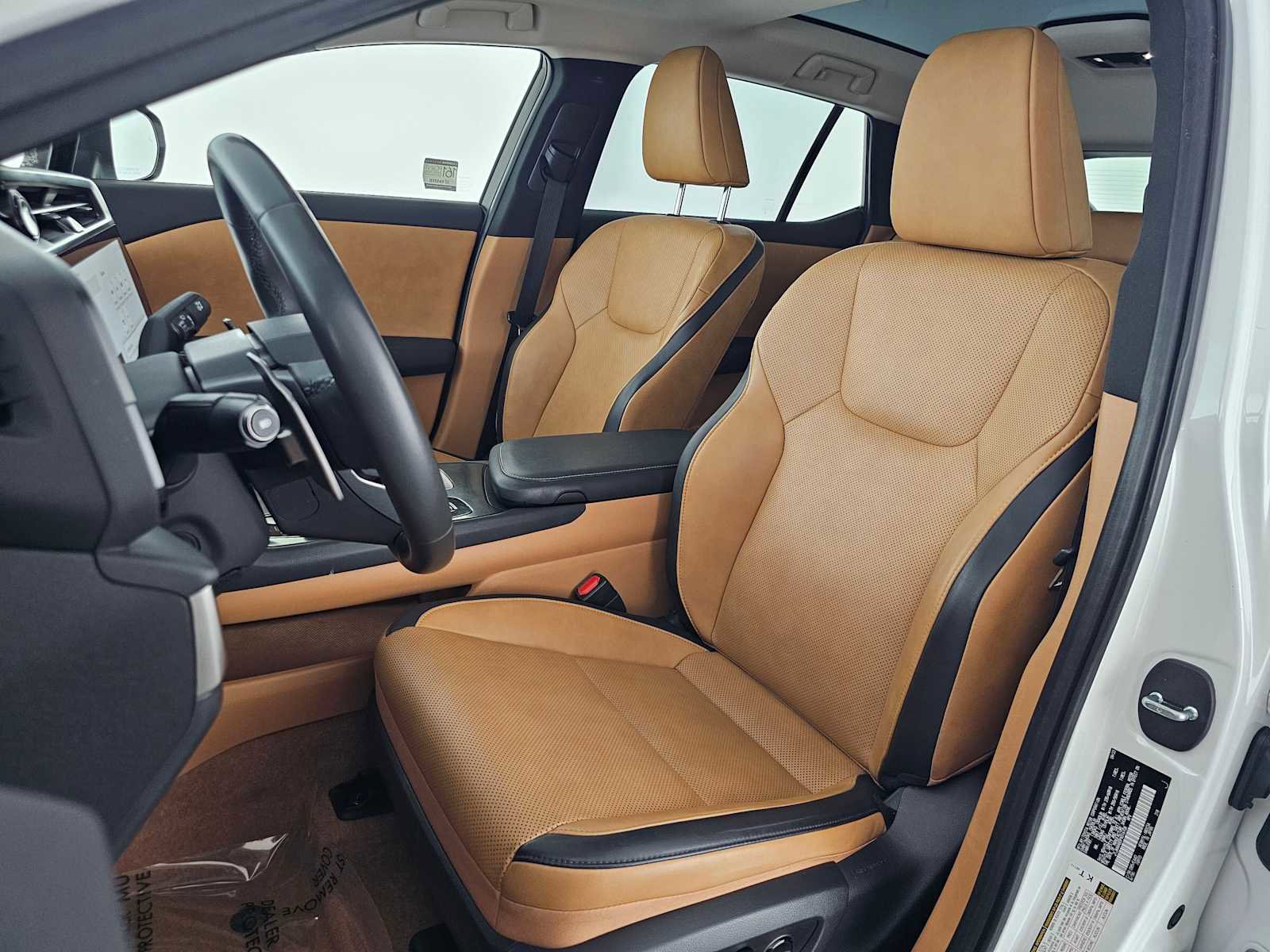 Used 2023 Lexus RZ 450e Premium w/ Technology Package image 21