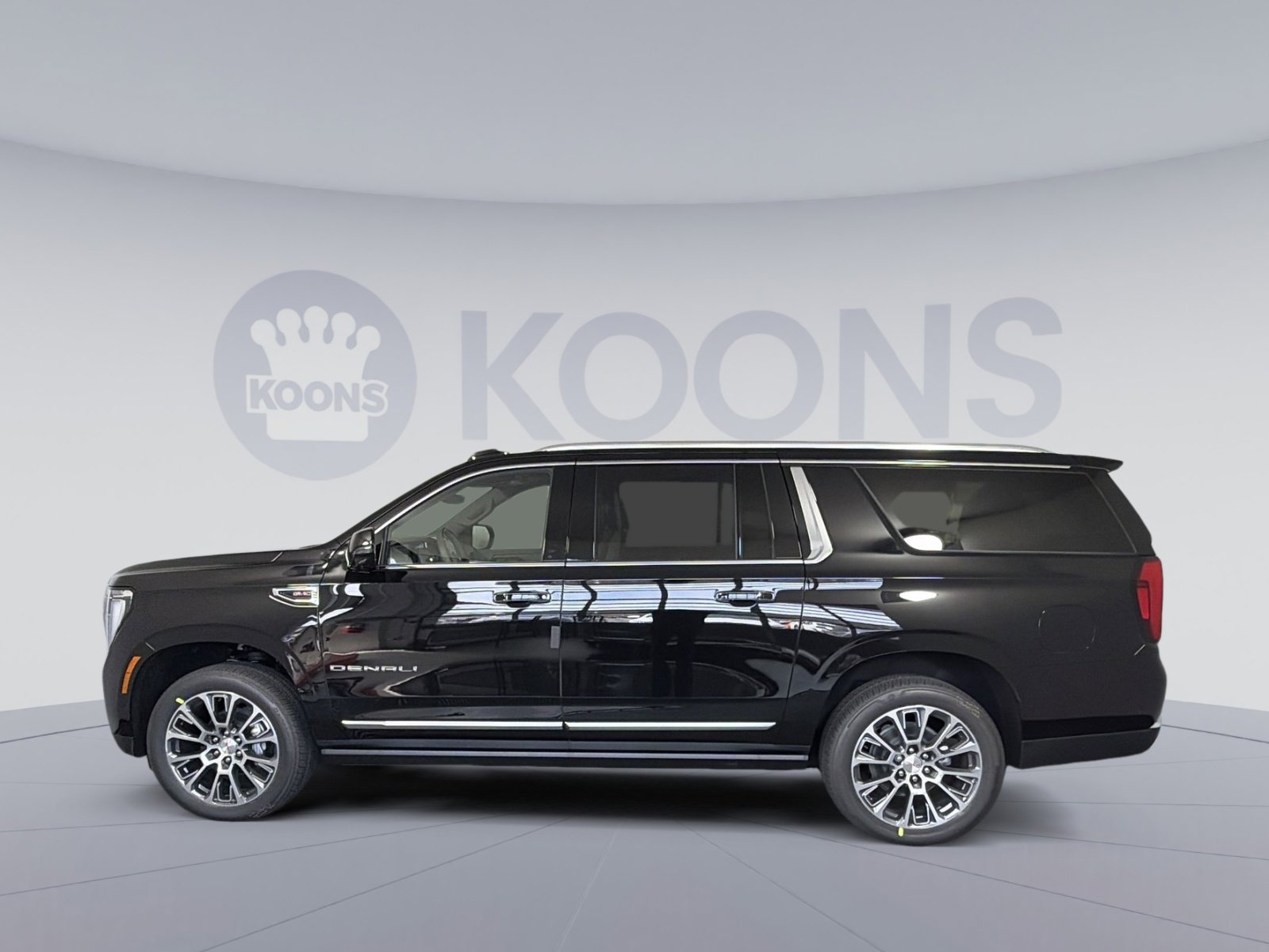 New 2026 GMC Yukon XL Denali w/ Denali Reserve Package image 2