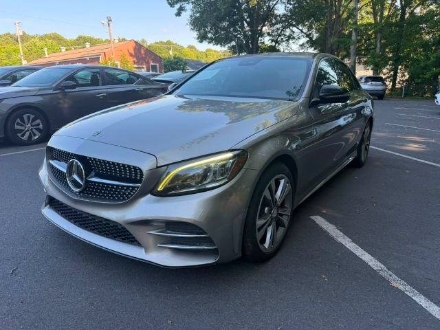 Used 2019 Mercedes-Benz C 300 4MATIC Sedan image 3