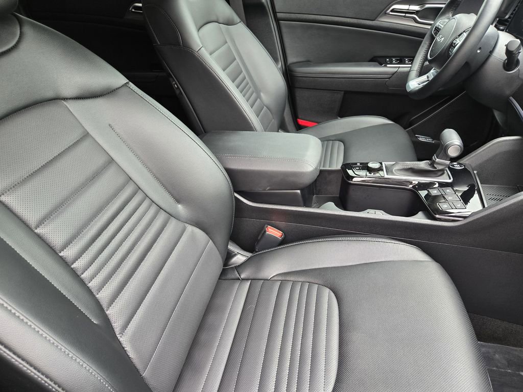 Certified 2024 Kia Sportage SX FWD image 19