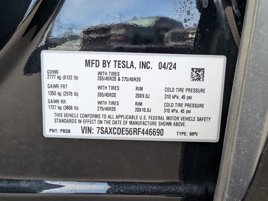 Used 2024 Tesla Model X image 32