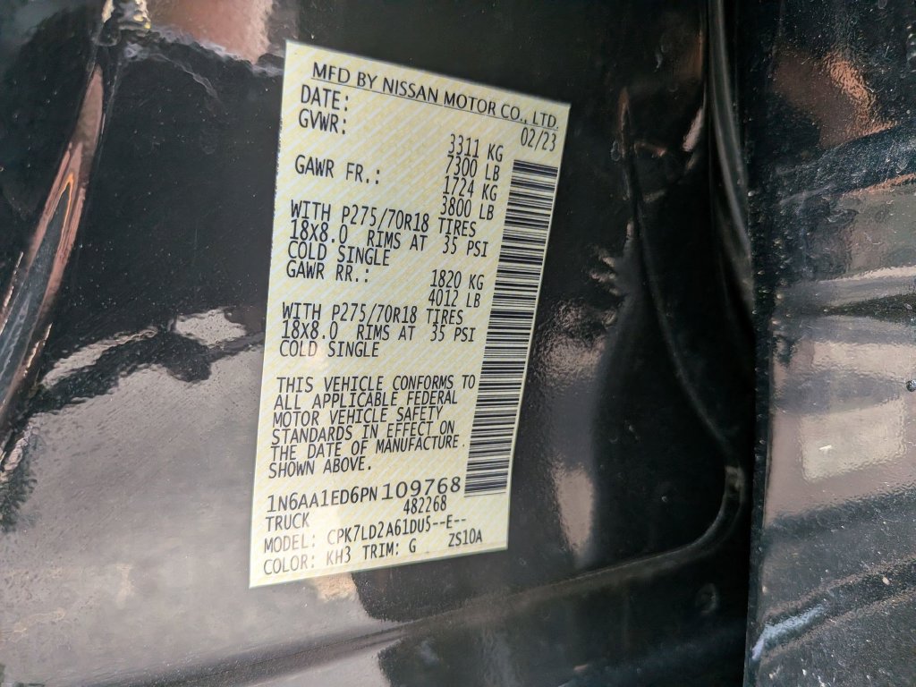 Used 2023 Nissan Titan PRO-4X AWD/4WD image 40