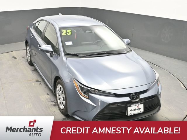 Used 2025 Toyota Corolla LE FWD image 19