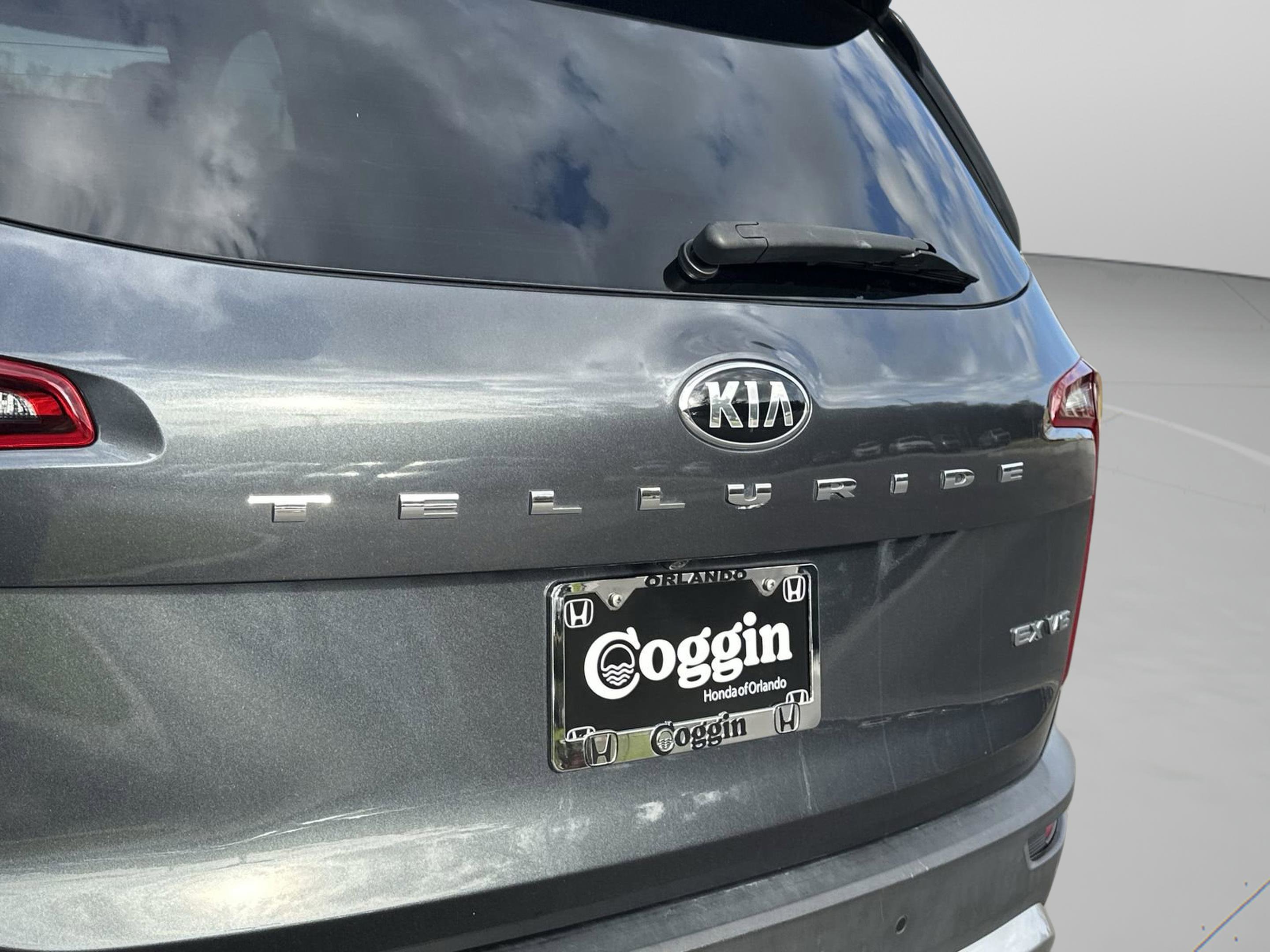 Used 2020 Kia Telluride EX w/ EX Premium Package image 23