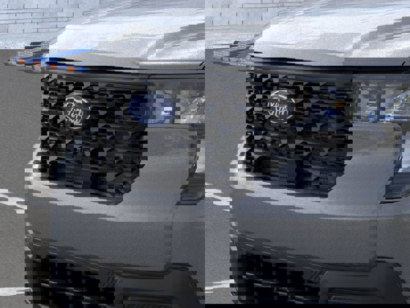 New 2026 Ford Maverick XL image 18