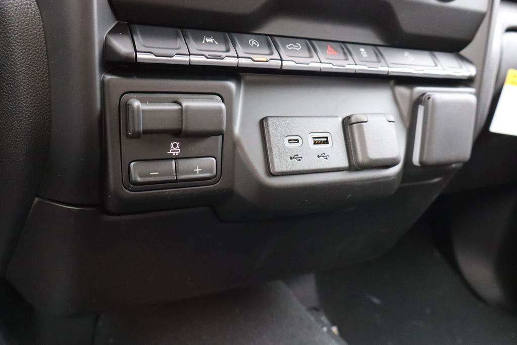 New 2026 Chevrolet Silverado 1500 Custom Trail Boss AWD/4WD image 14