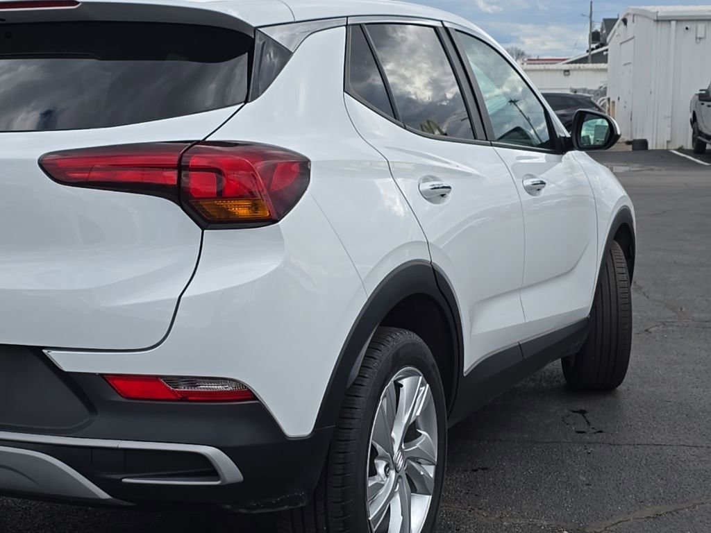 Used 2025 Buick Encore GX Preferred image 53