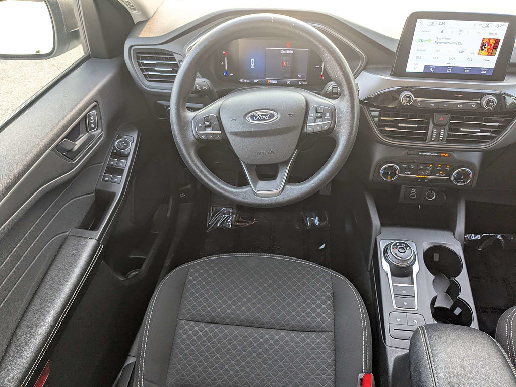 Used 2025 Ford Escape Active AWD/4WD image 16