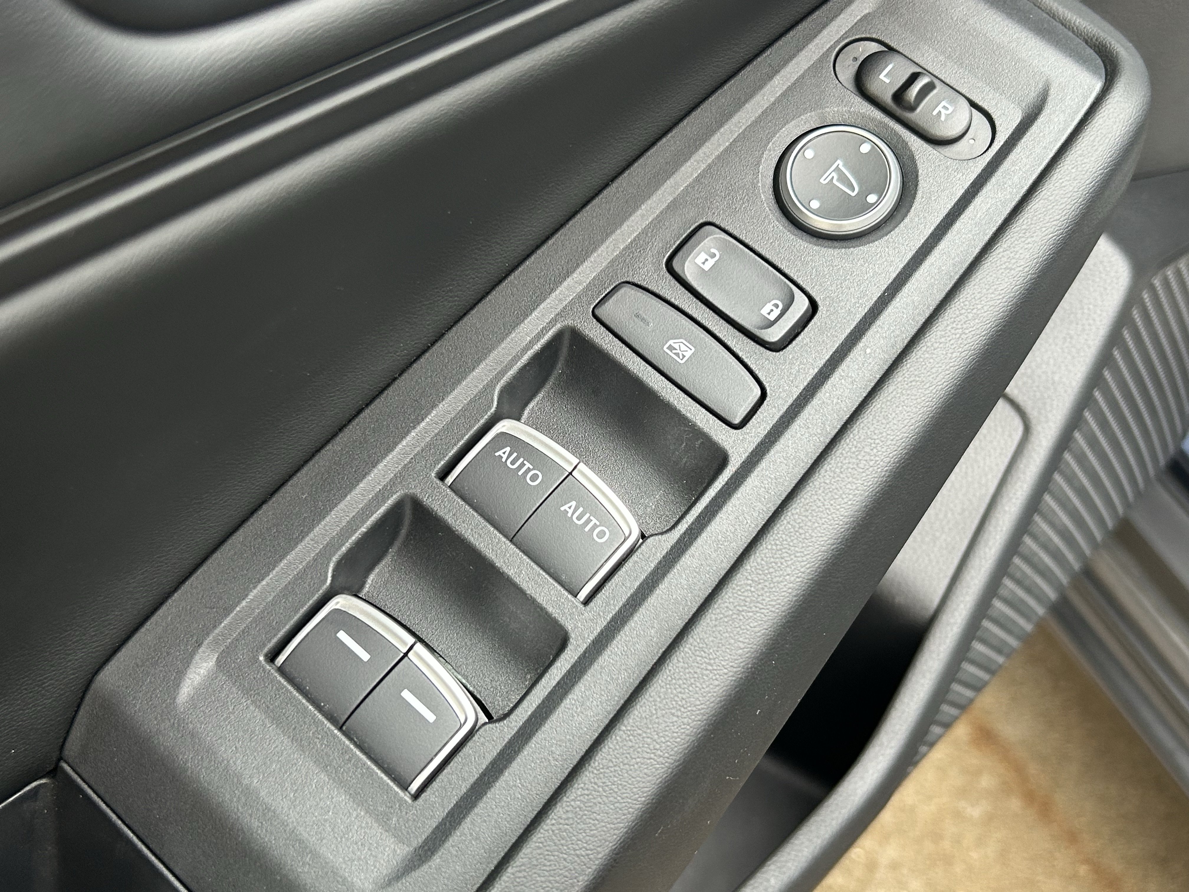 Used 2024 Honda Accord EX image 14