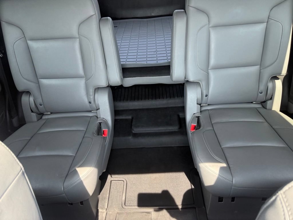 Used 2018 Chevrolet Tahoe LT w/ Luxury Package AWD/4WD image 33