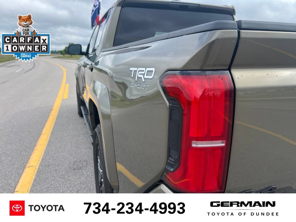 Used 2024 Toyota Tacoma TRD Sport AWD/4WD image 18