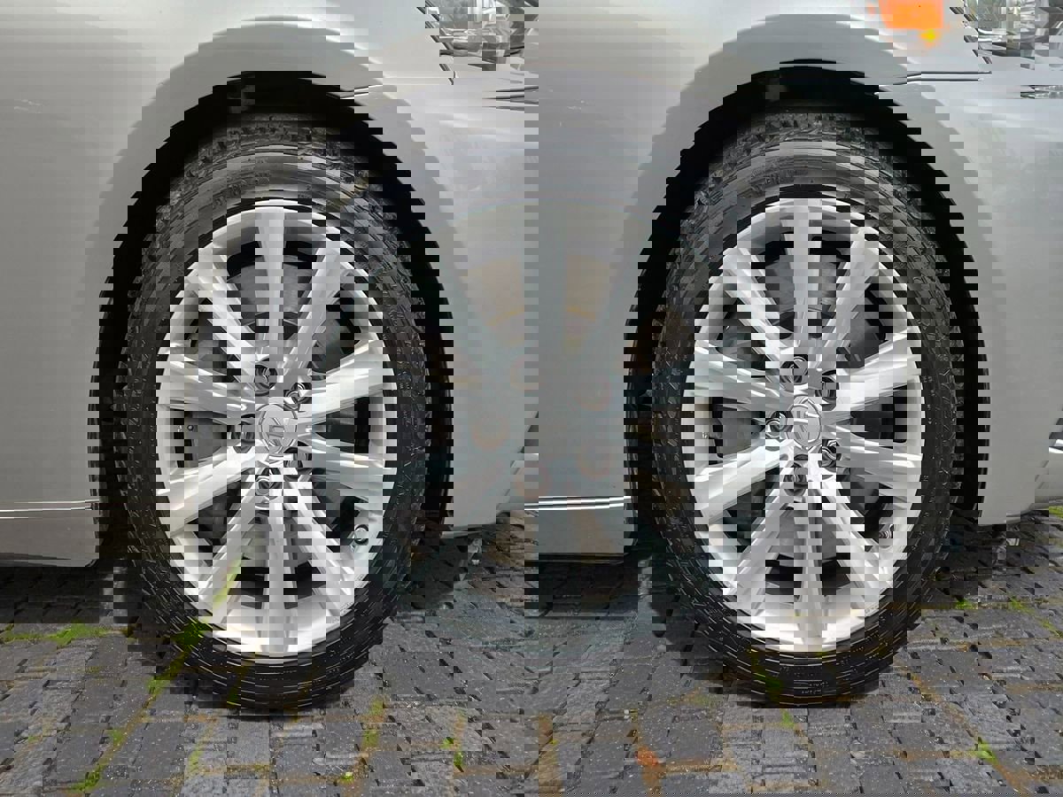 Used 2016 Lexus IS 200t image 8