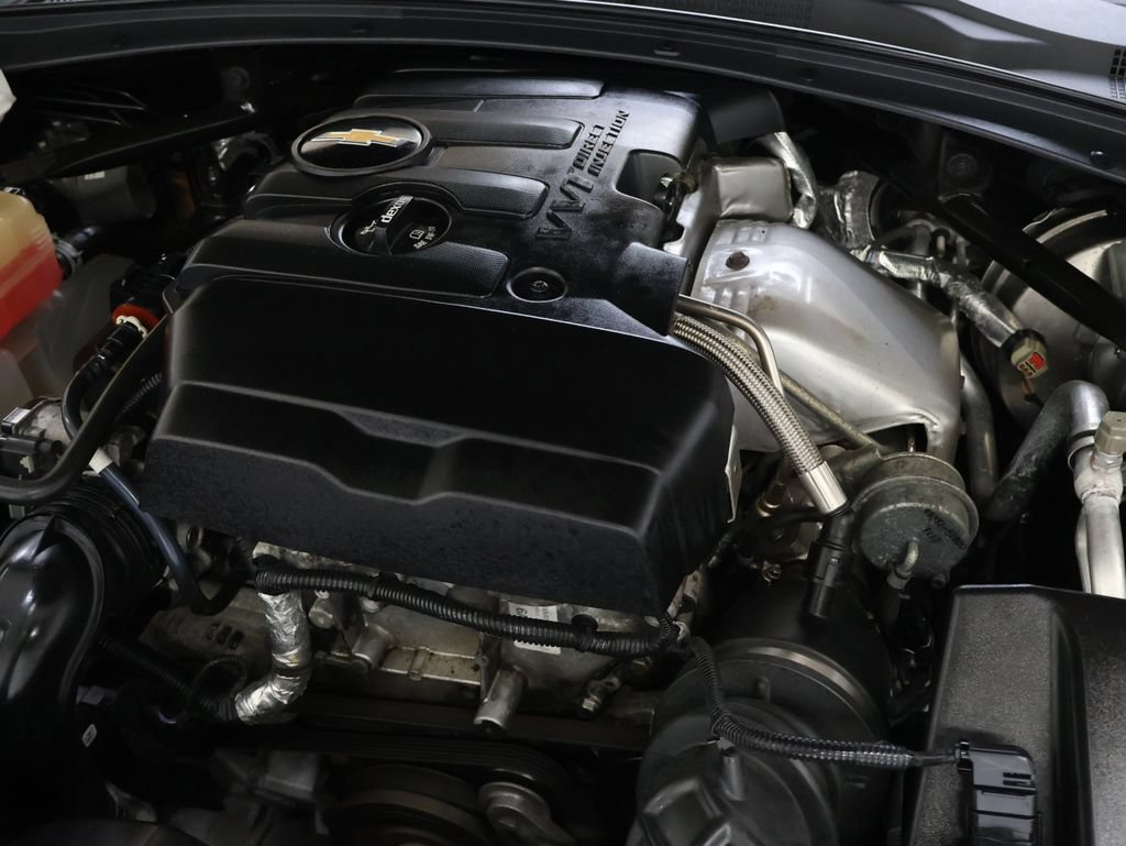 Used 2018 Chevrolet Camaro LS RWD image 26