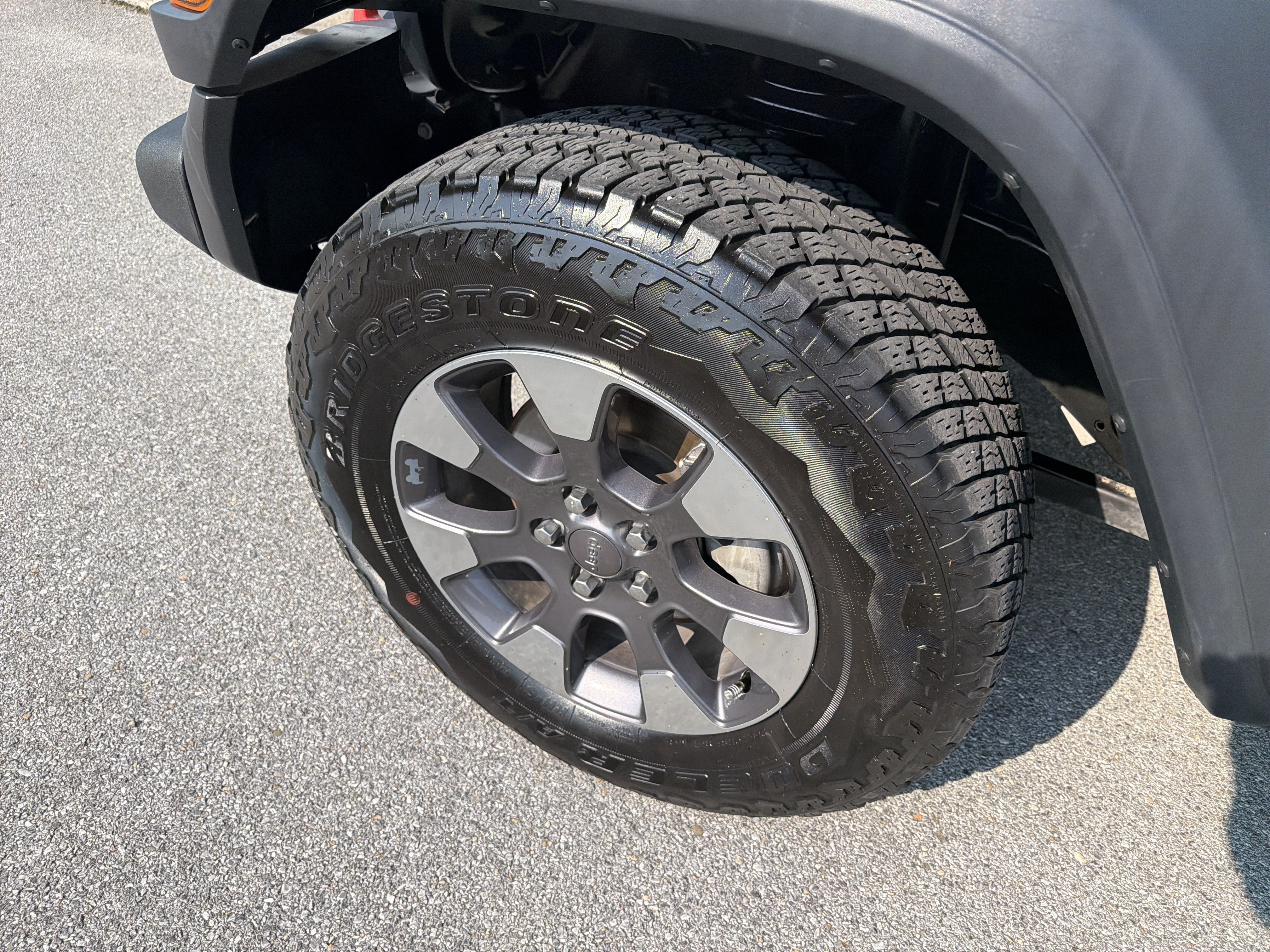 Used 2018 Jeep Wrangler Unlimited Sport S AWD/4WD image 10