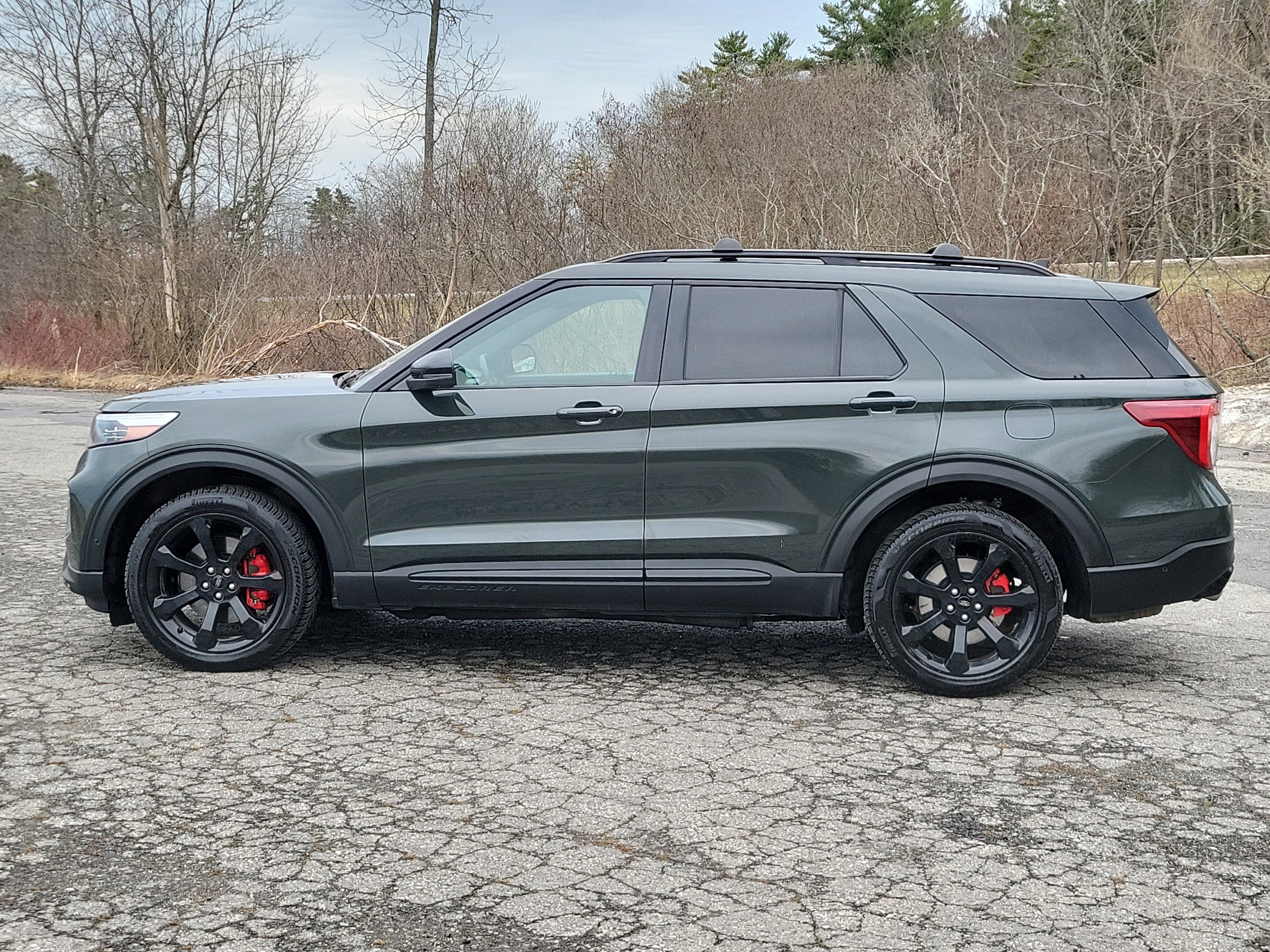Used 2022 Ford Explorer ST w/ Equipment Group 401A image 8