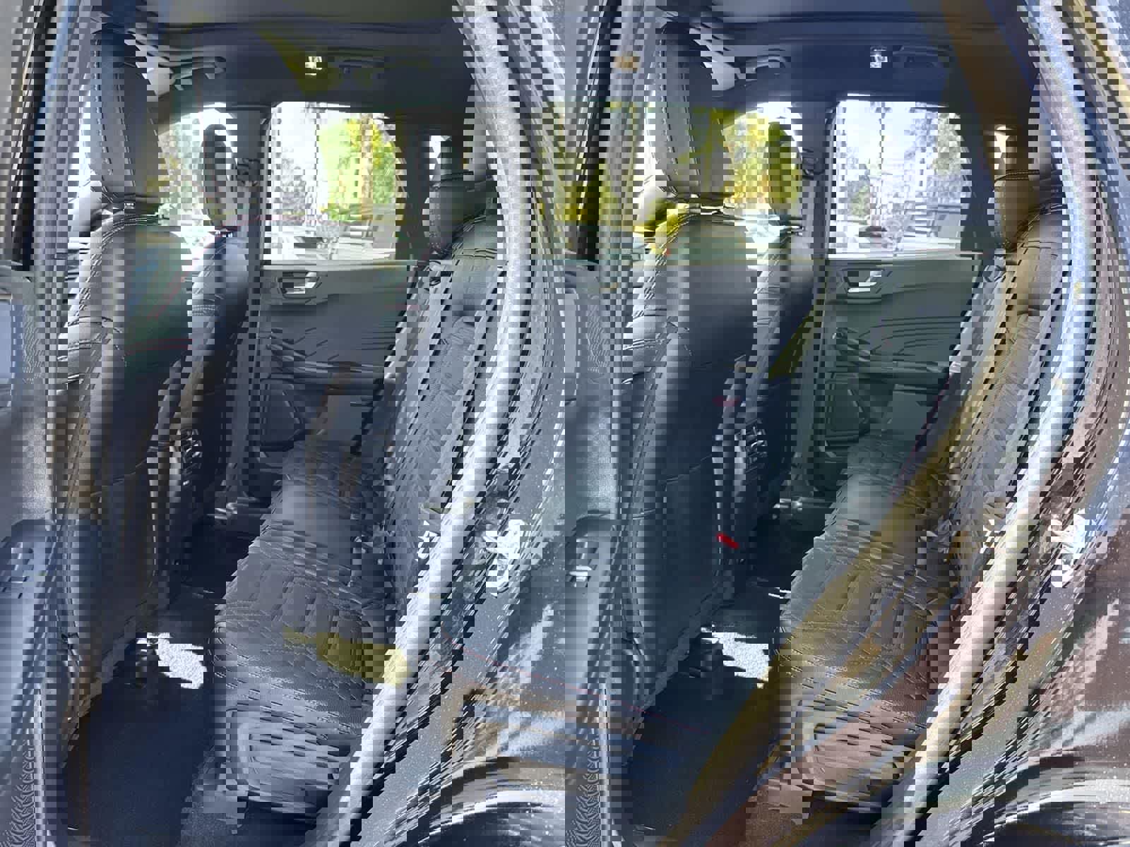 Used 2024 Ford Escape ST-Line Elite w/ Premium Technology Package image 27