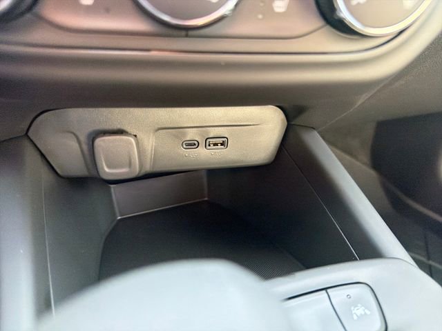 New 2026 Chevrolet Trax RS w/ Driver Confidence Package FWD image 30