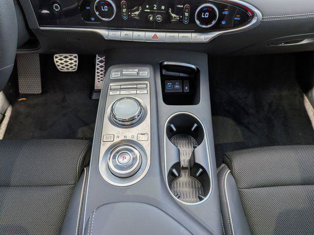 New 2025 Genesis GV70 2.5T w/ Sport Prestige Package AWD/4WD image 16