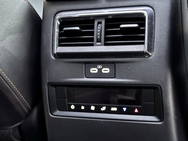 Used 2024 MAZDA CX-90 3.3 Turbo w/ Premium Package image 19