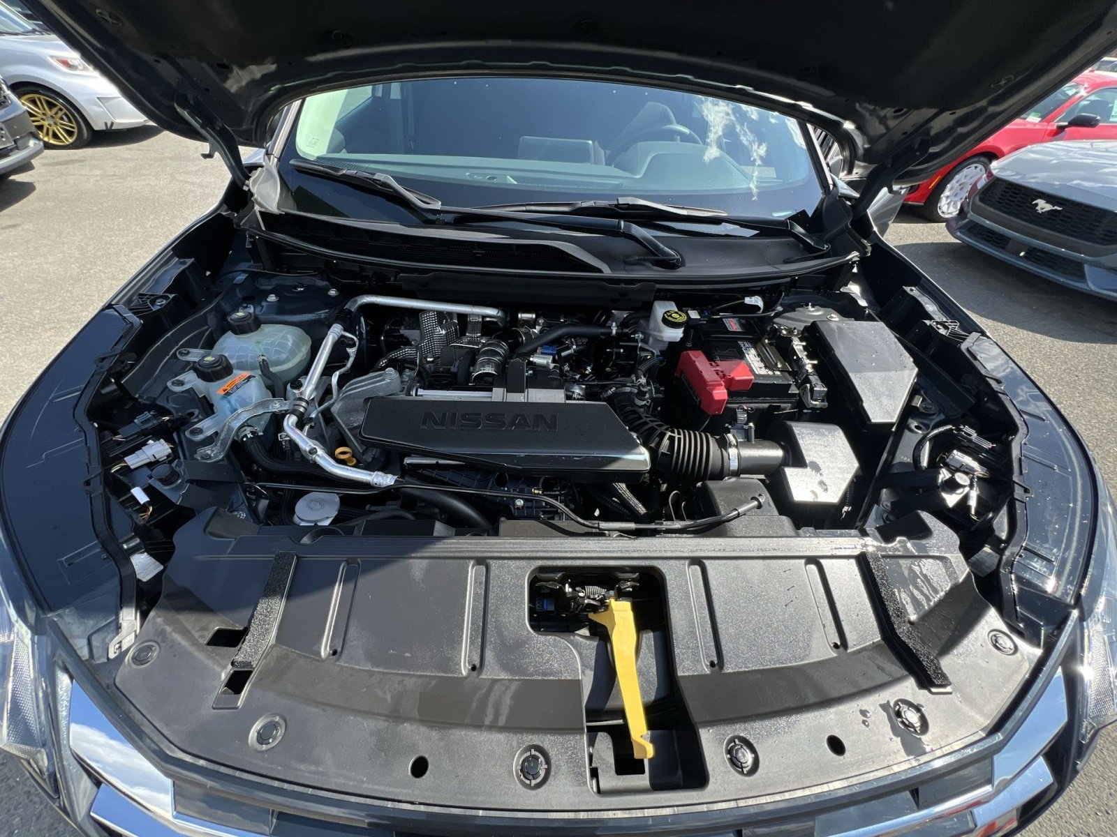 Used 2024 Nissan Rogue S image 26