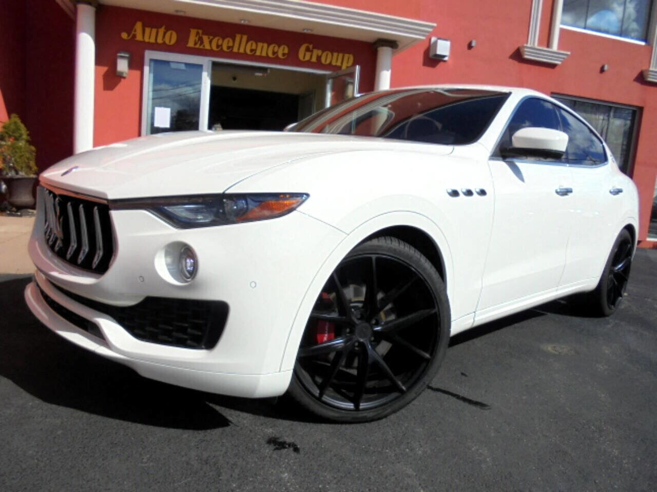 Used 2021 Maserati Levante image 22