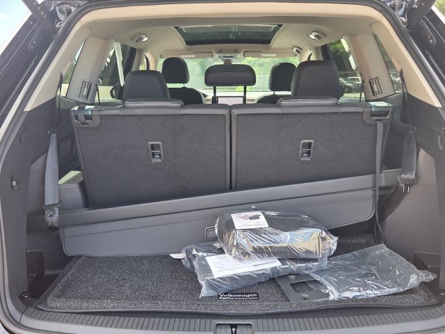 Certified 2026 Volkswagen Atlas SE FWD image 13