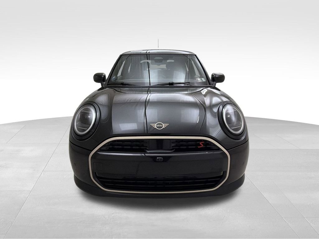 Certified 2025 MINI Cooper S image 4