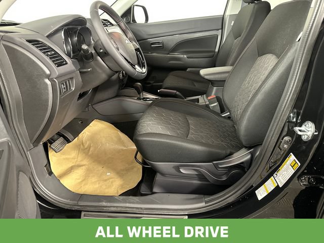 New 2026 Mitsubishi Outlander Sport LE AWD/4WD image 18