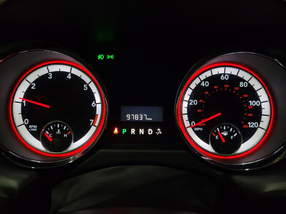 Used 2018 Dodge Grand Caravan SXT image 23