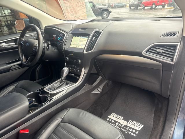 Used 2018 Ford Edge SEL w/ Equipment Group 201A image 28
