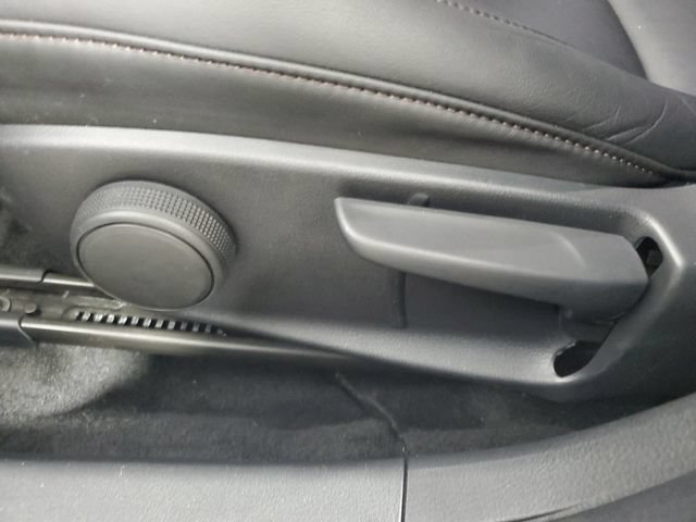 Used 2022 MAZDA MAZDA3 s FWD image 21