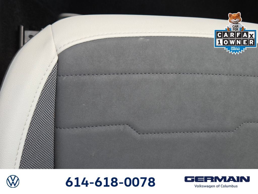 Used 2025 Volkswagen Taos SE AWD/4WD image 30