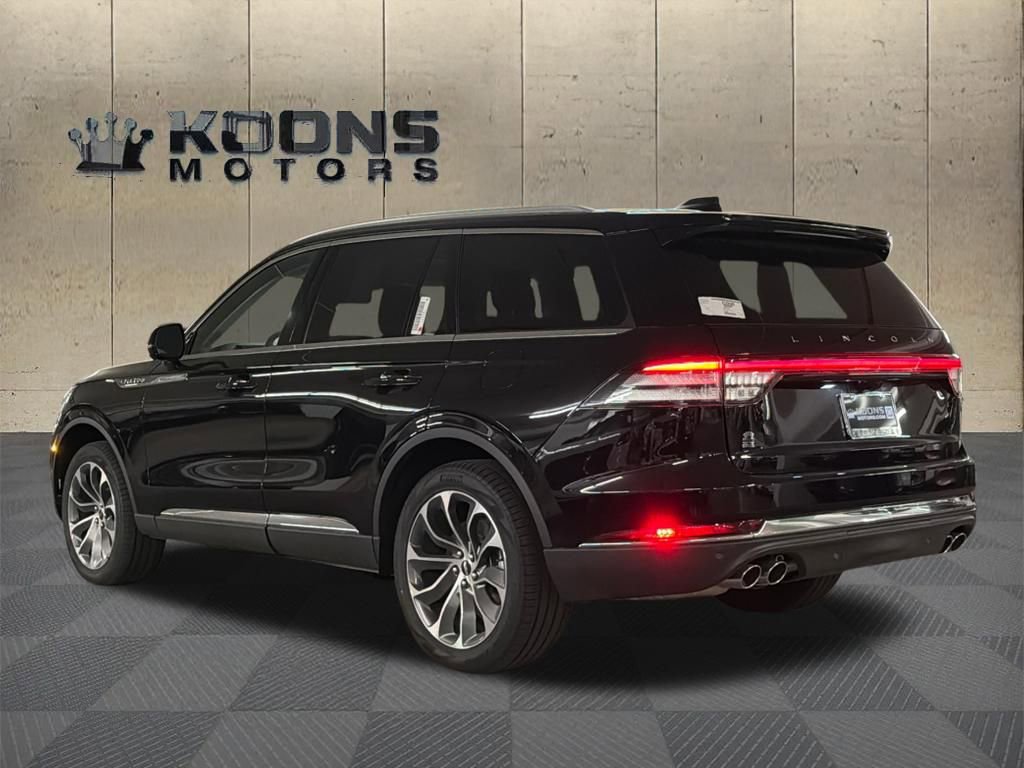 New 2026 Lincoln Aviator Reserve image 6