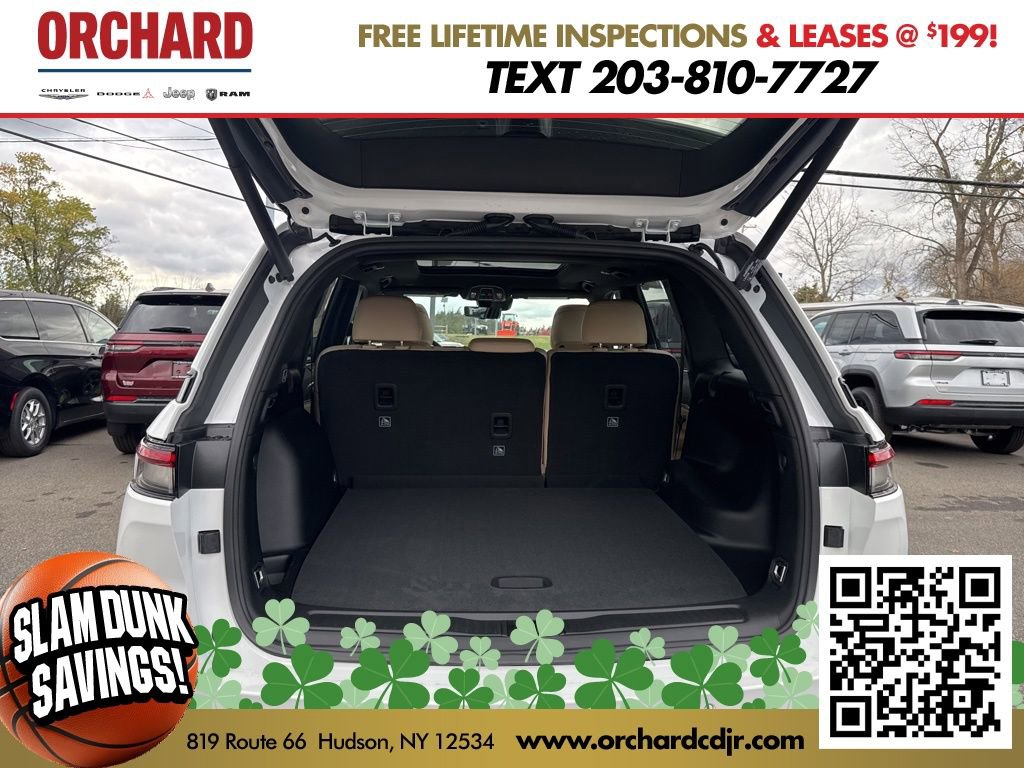 New 2025 Jeep Grand Cherokee Limited w/ Luxury Tech Group II image 11