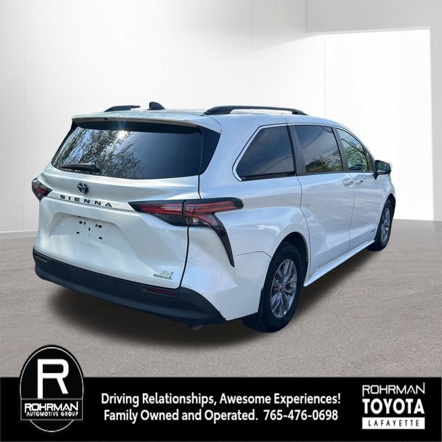 Used 2021 Toyota Sienna XLE FWD image 5