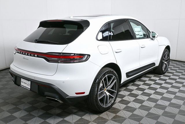 Certified 2026 Porsche Macan image 29
