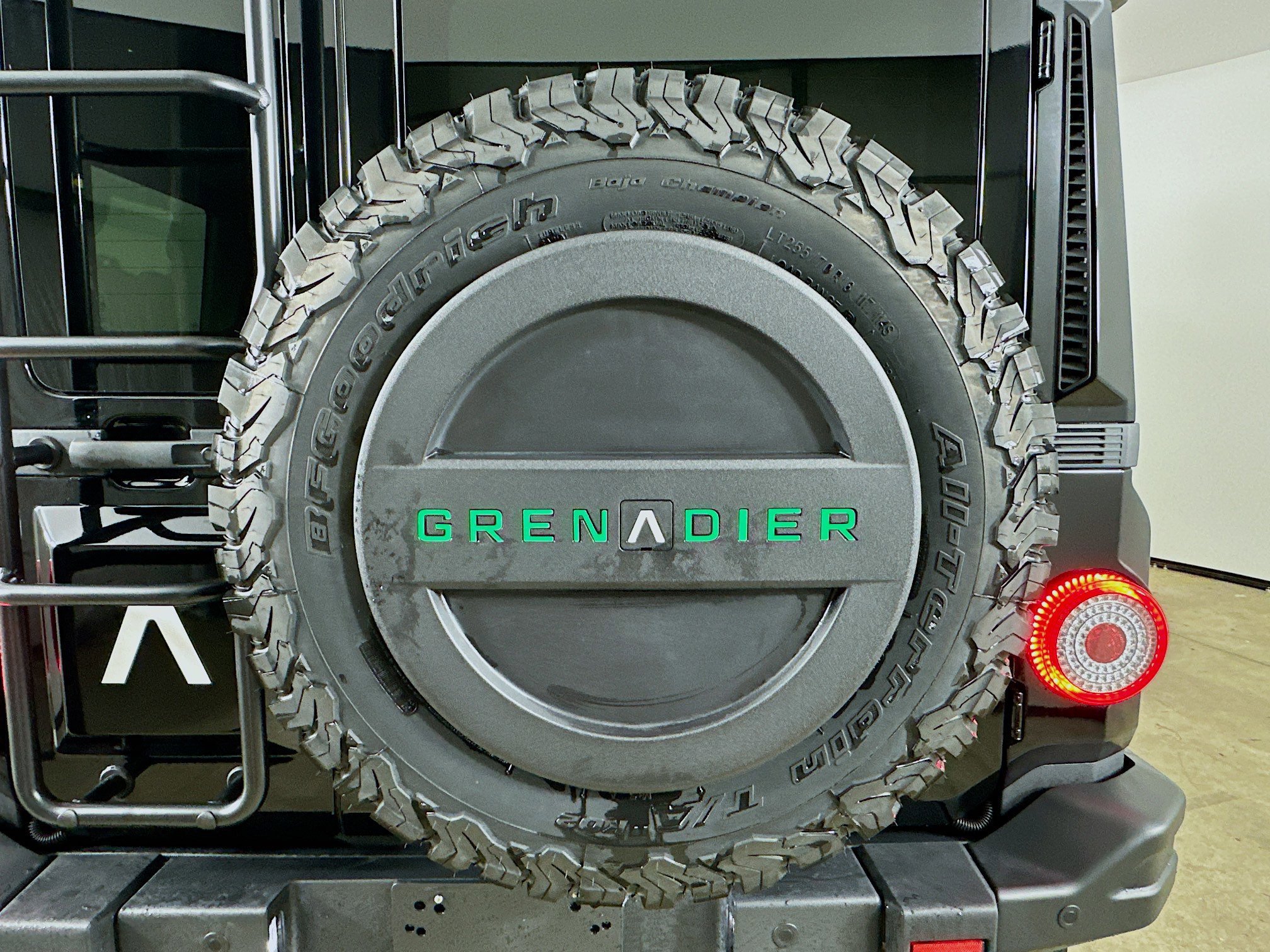 Used 2024 INEOS Grenadier AWD/4WD image 41
