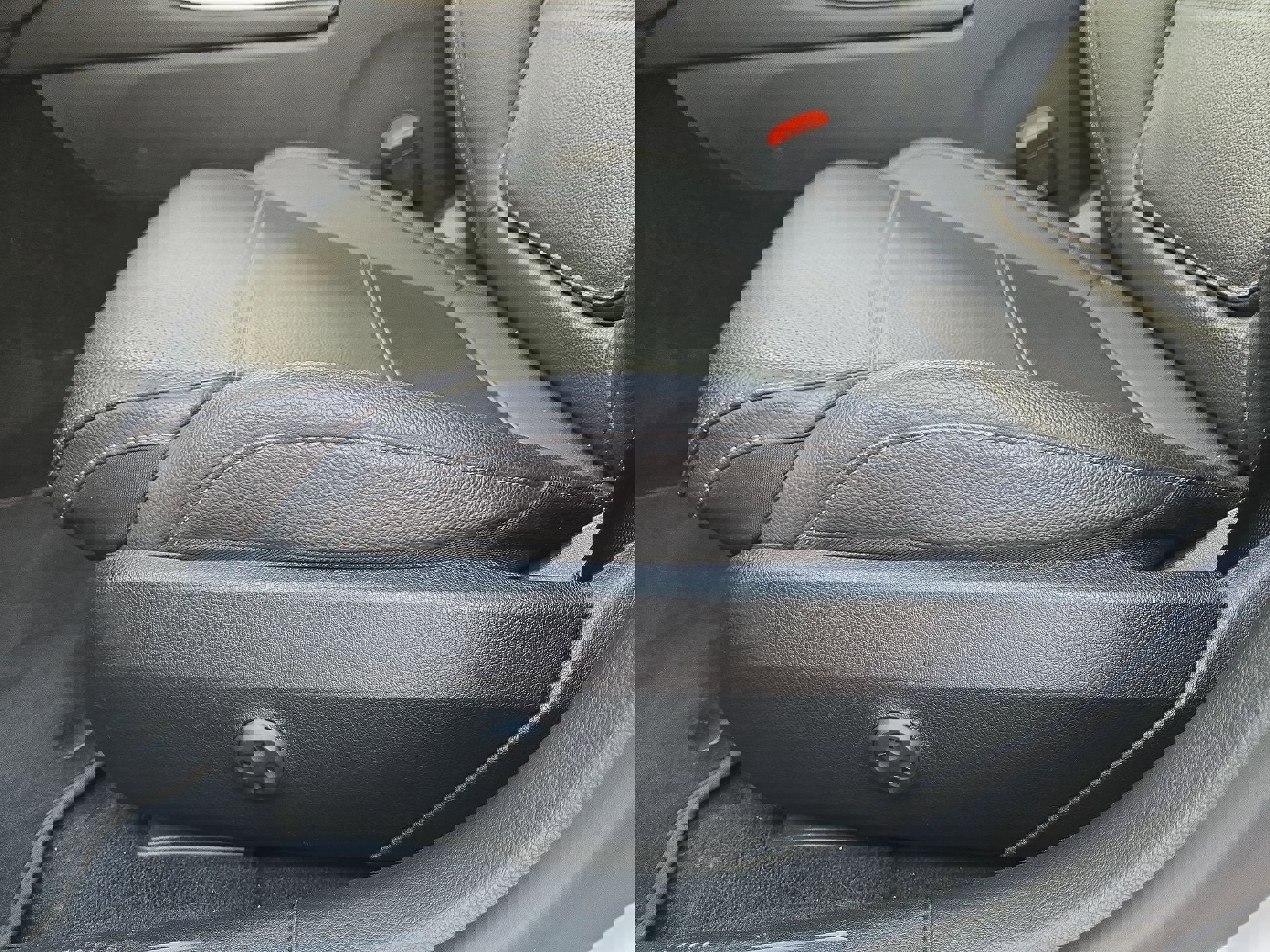 Used 2024 Mercedes-Benz C 300 4MATIC Sedan image 17