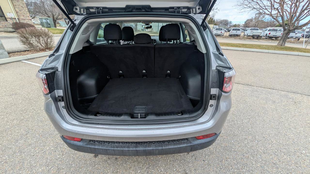 Used 2018 Jeep Compass Sport image 19