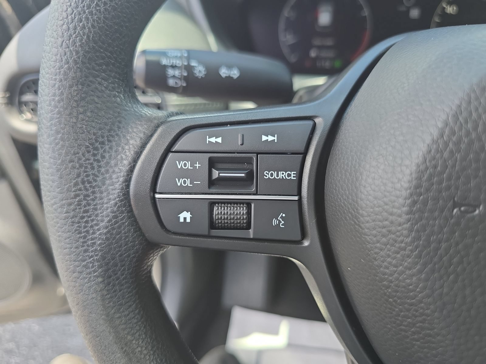 Certified 2025 Honda HR-V LX image 20