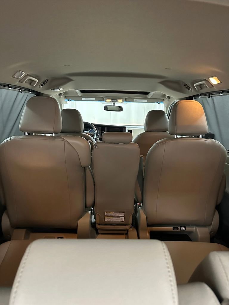 Used 2016 Toyota Sienna XLE w/ Outdoor Package image 28
