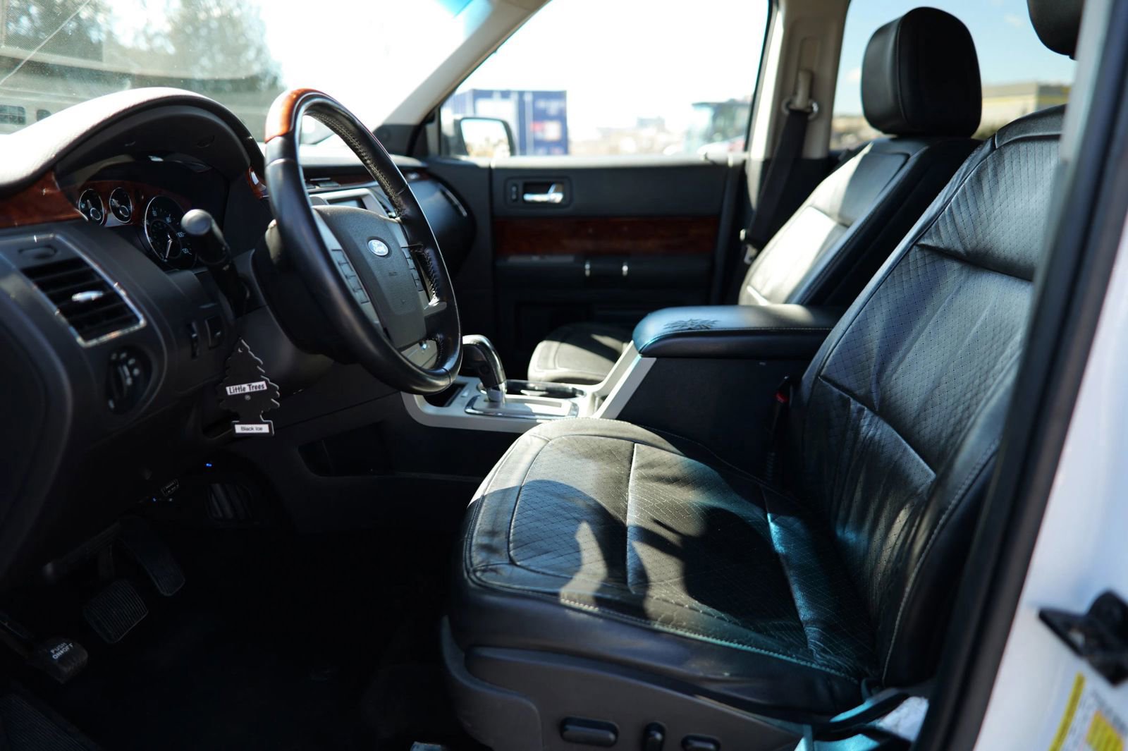 Used 2010 Ford Flex Limited image 18