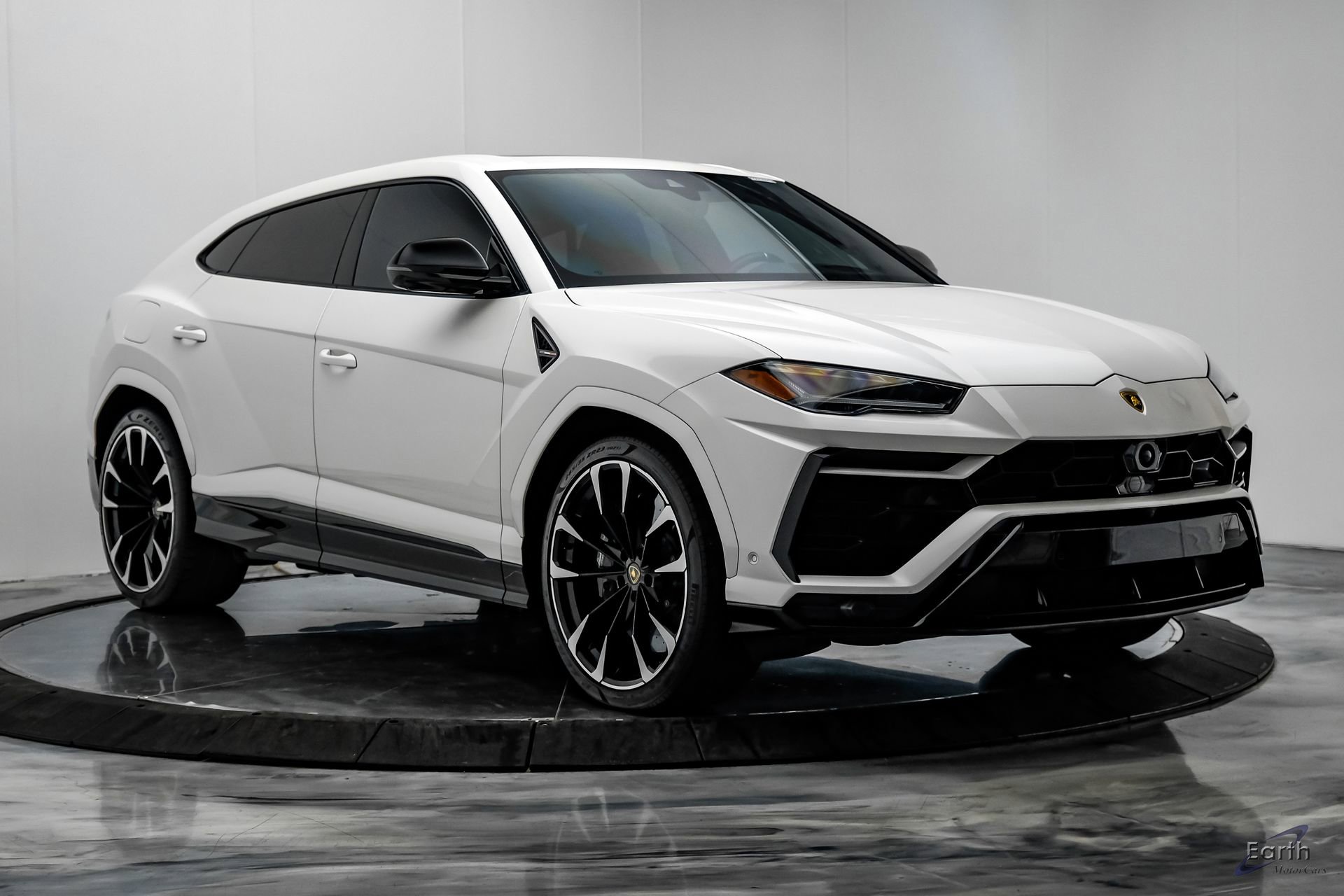 Used 2022 Lamborghini Urus image 22