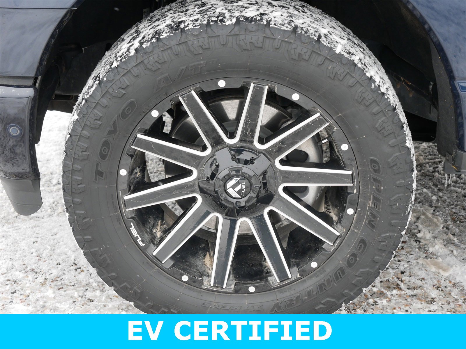 Certified 2022 Ford F150 Lightning Platinum image 9