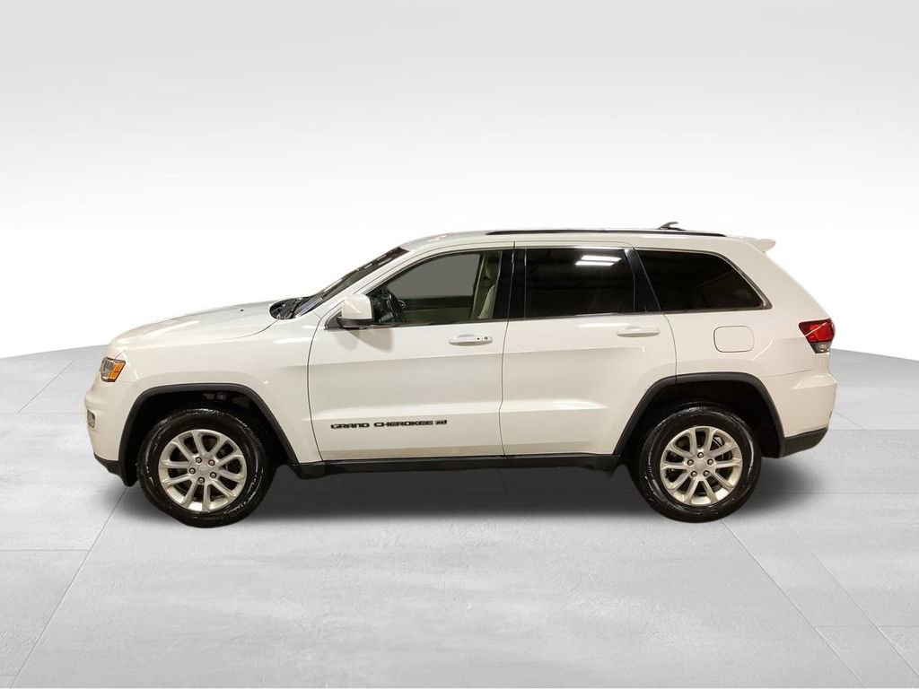 Certified 2022 Jeep Grand Cherokee Laredo E w/ Security & Convenience Group image 8