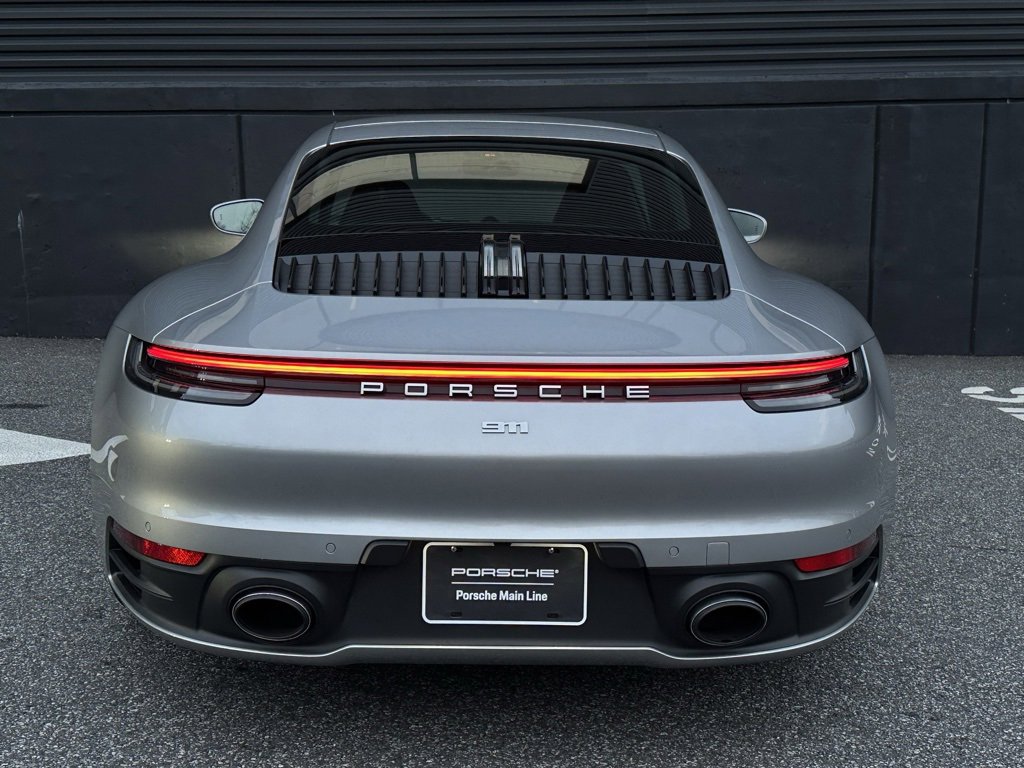 Certified 2024 Porsche 911 Carrera image 9