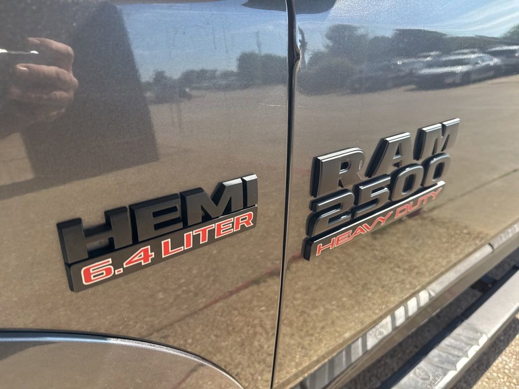 Used 2018 RAM 2500 Lone Star w/ Sport Appearance Group AWD/4WD image 3