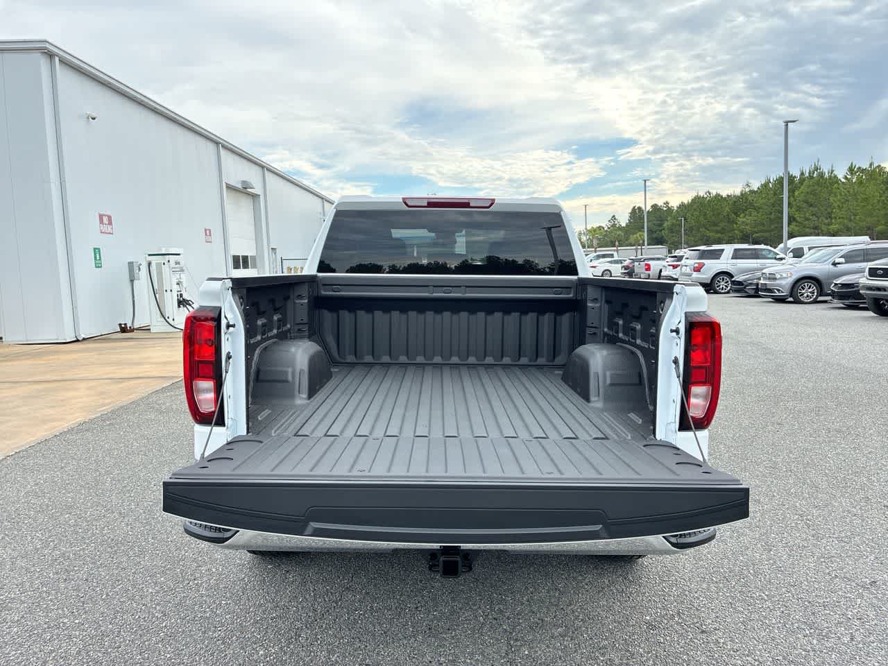 New 2026 GMC Sierra 1500 Pro w/ Pro Value Package AWD/4WD image 24