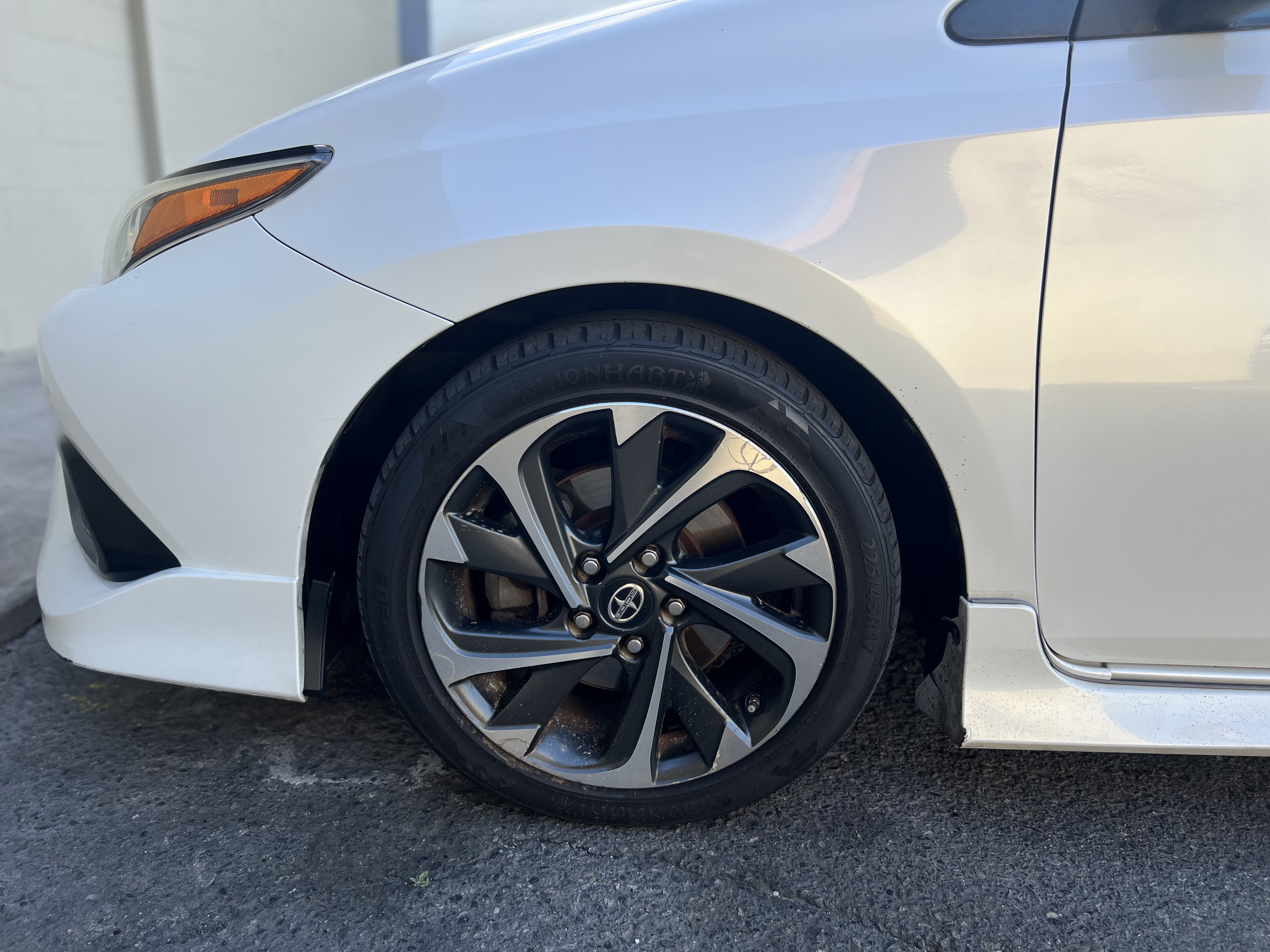 Used 2016 Scion iM FWD image 30
