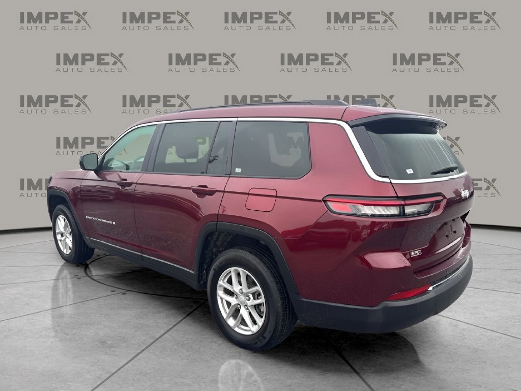 Used 2025 Jeep Grand Cherokee L Laredo w/ Trailer Tow Package RWD image 2